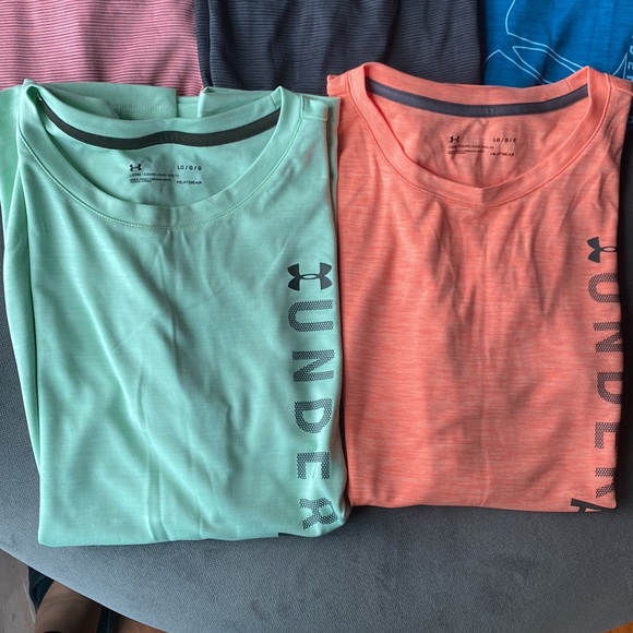 Under Armour Tees in Size Large Heat Gear. - Picture 2 of 8